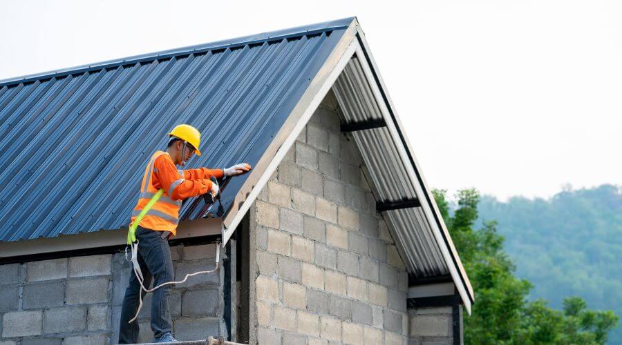 Professional gutter cleaning in West Point, NE